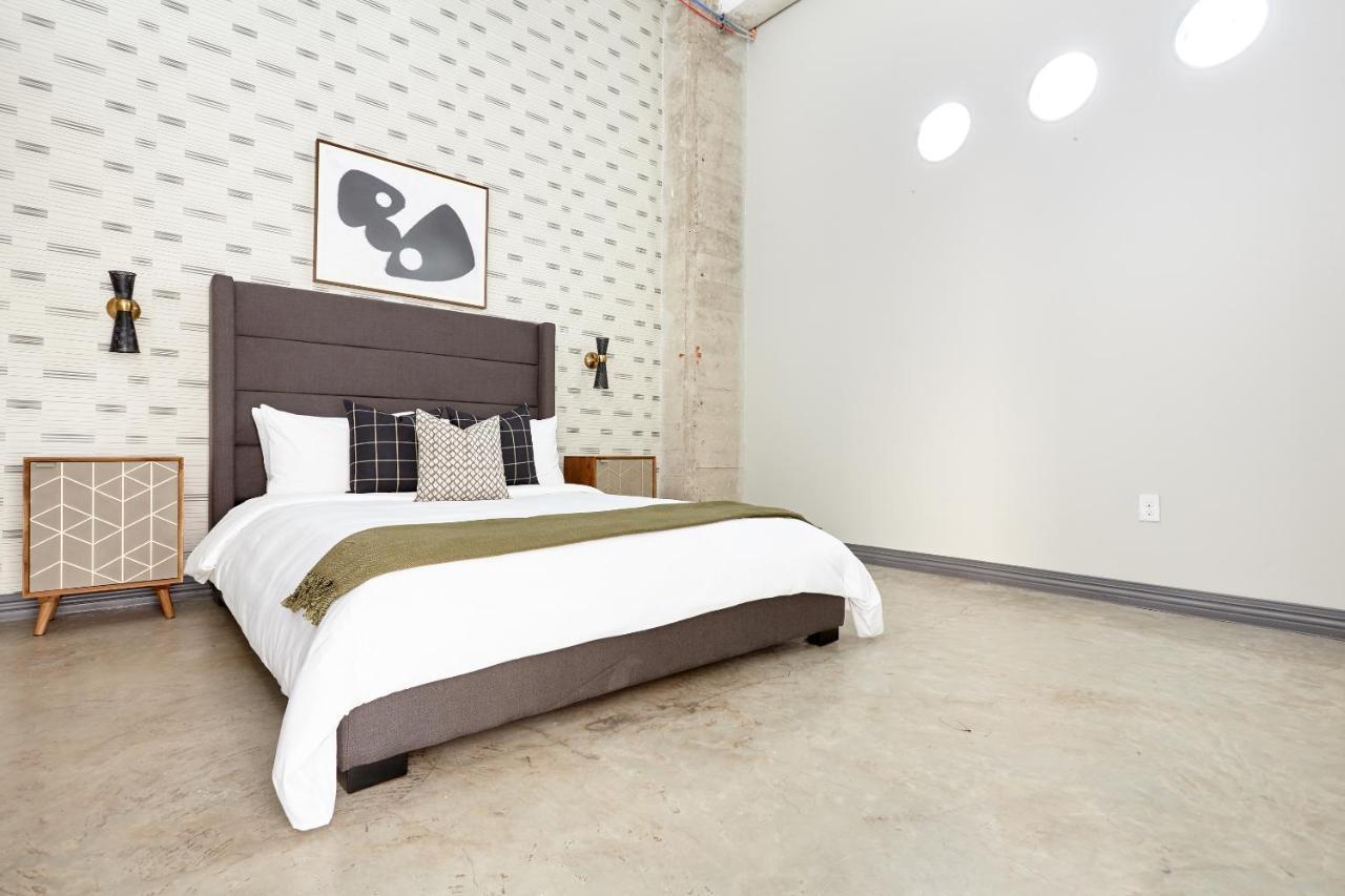 Sonder at Butler Brothers Dallas Zimmer foto